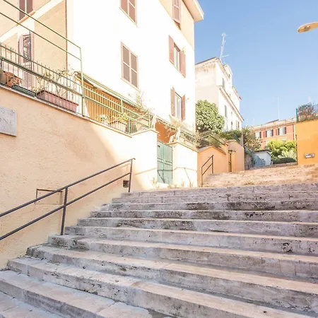 Apartment Casa Giulia Rome